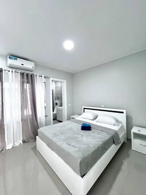 מינדלו Bliss Apartments T1 - Dina